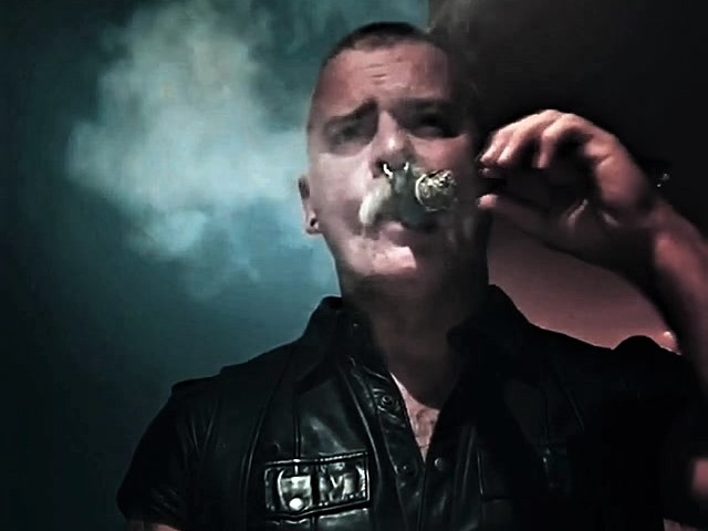 MAN SMOKE ARCHIVE - LEATHER MASTER SMOKES A STOOGIE FOR CYBER SLAVE 03