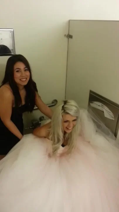 Bride Pissing