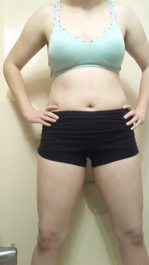 Wetting Vids — slutsslit  Post workout piss and play