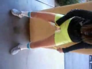 teen peing 