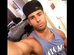 HAIRY ATHLETIC MUSCLE LATINO - video 19