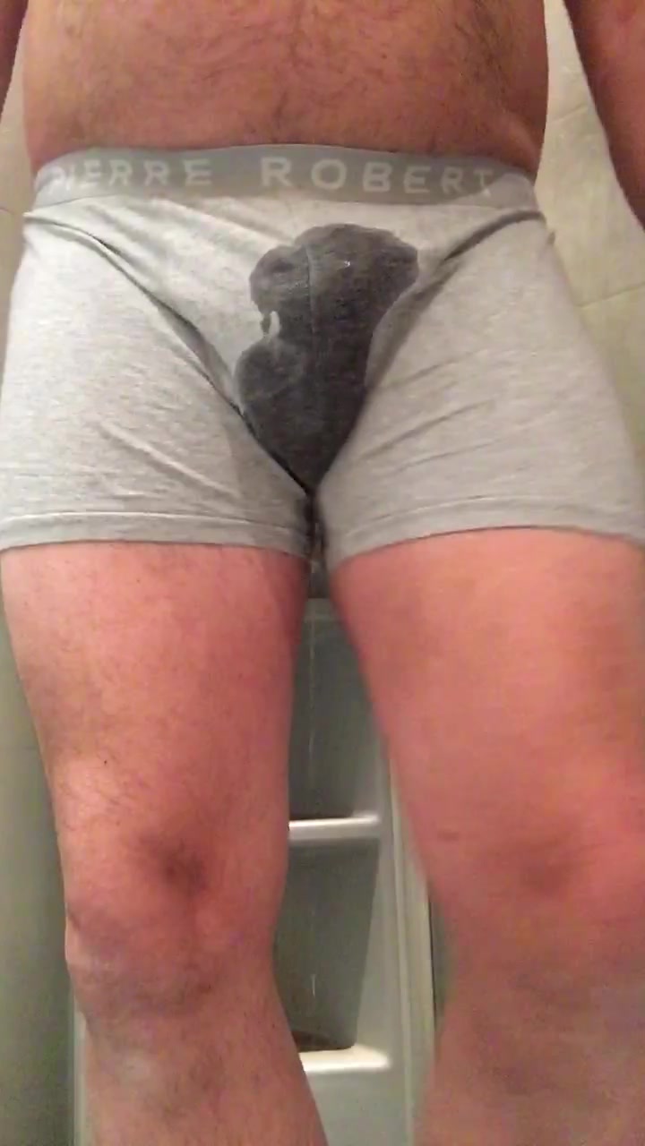 Pissing in my undies - video 2