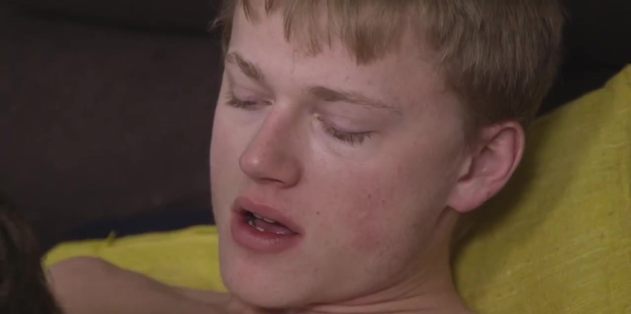Teen Jock & Blonde Teen Flipfuck