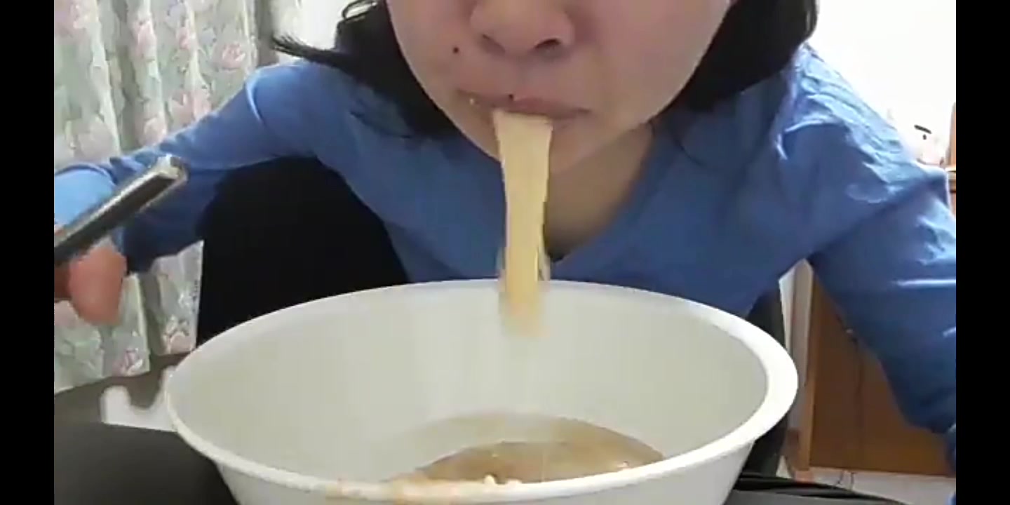 japanese girl vomit in bowl