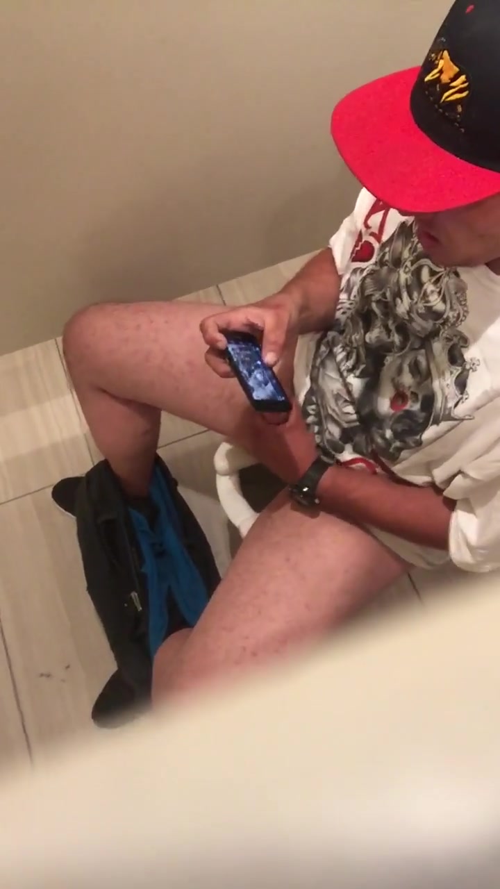 wanker in the next stall - video 3