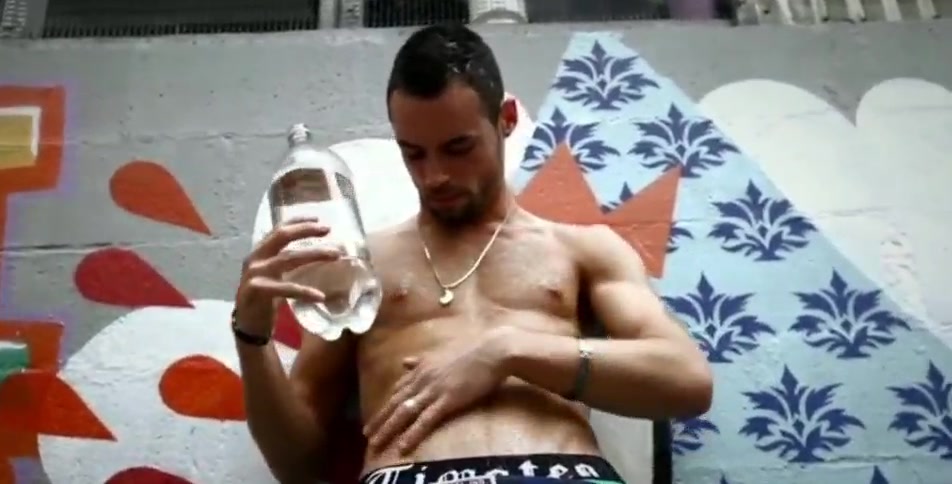 Bike guy wanks his huge cock