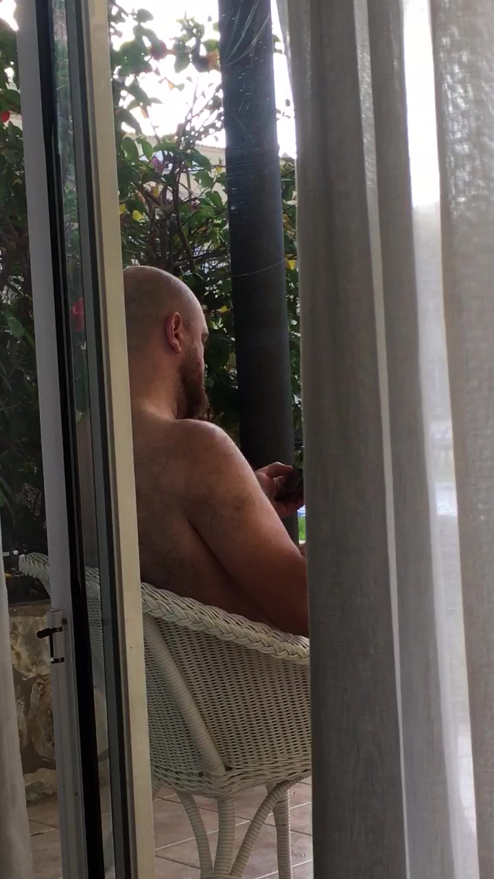 Heavy smoker bear