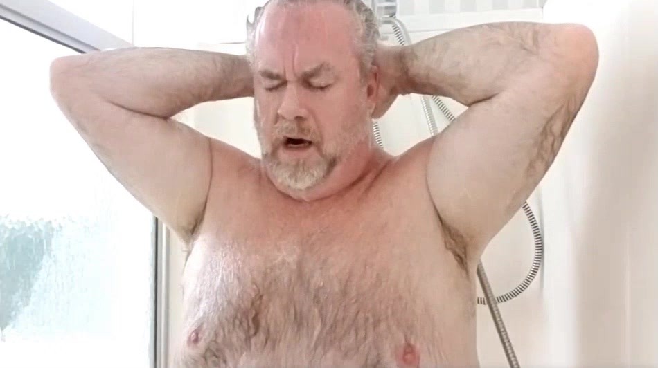 Daddy takes a shower - video 2