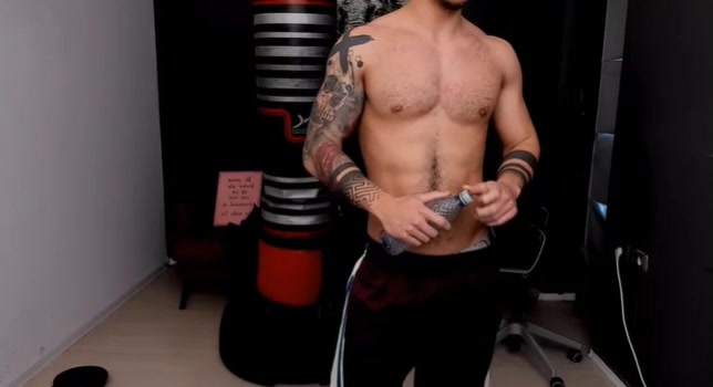muscle webcam
