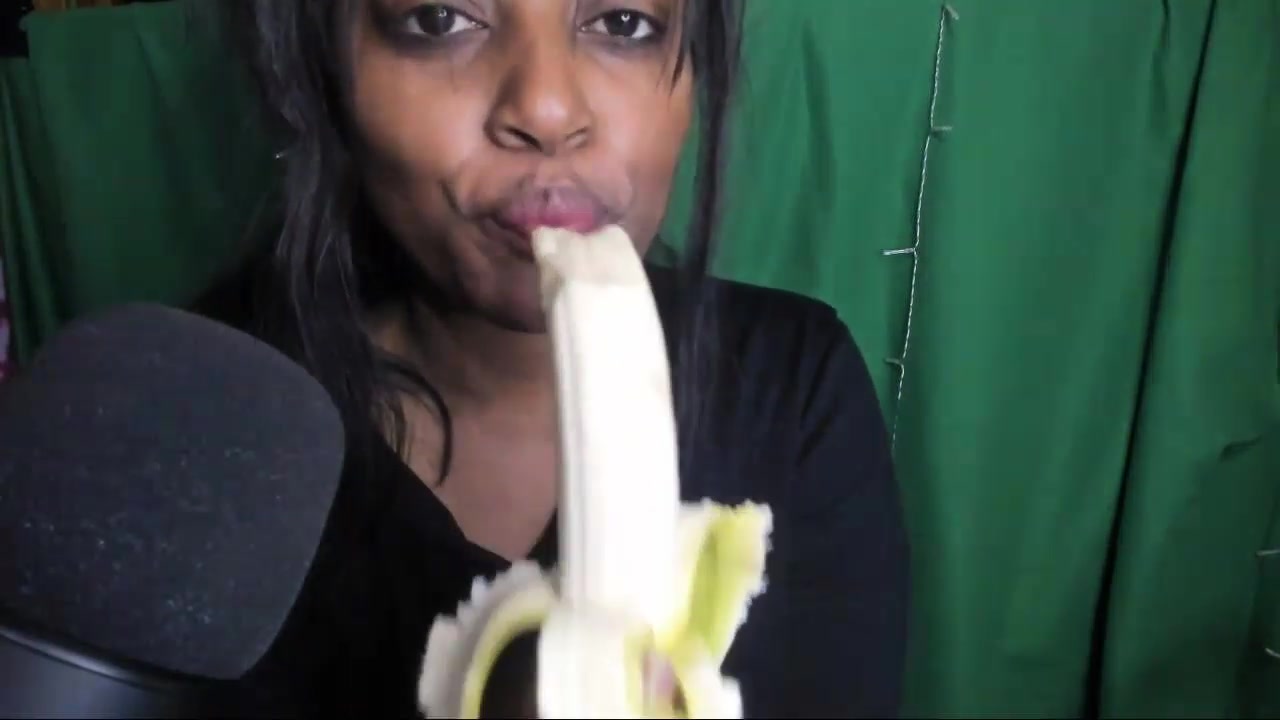 Chewing banana