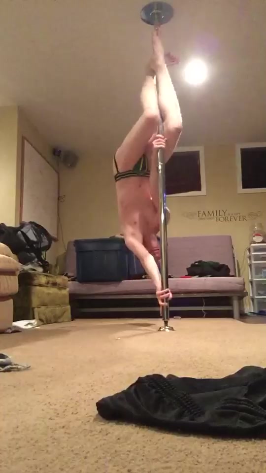 Stripper Pole Gay