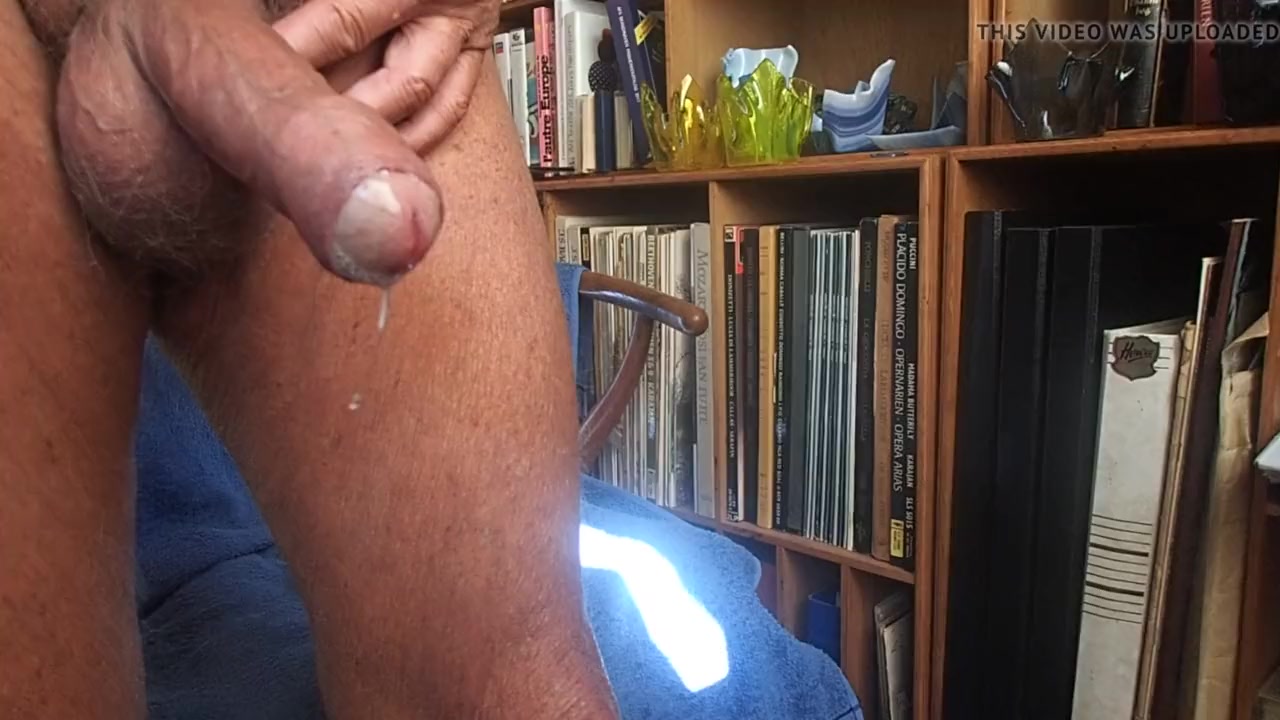 FORESKIN LEAKING