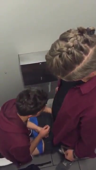 he caught his coworkers sucking each other off in the bathroom at work