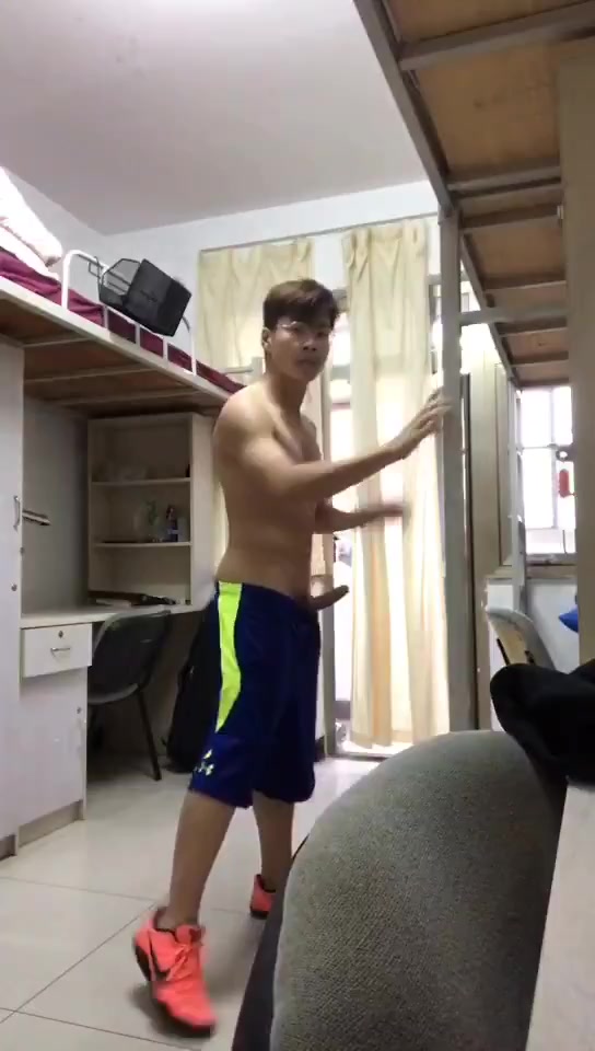 FUNNY CHINESE BOY WITH HARD DICK