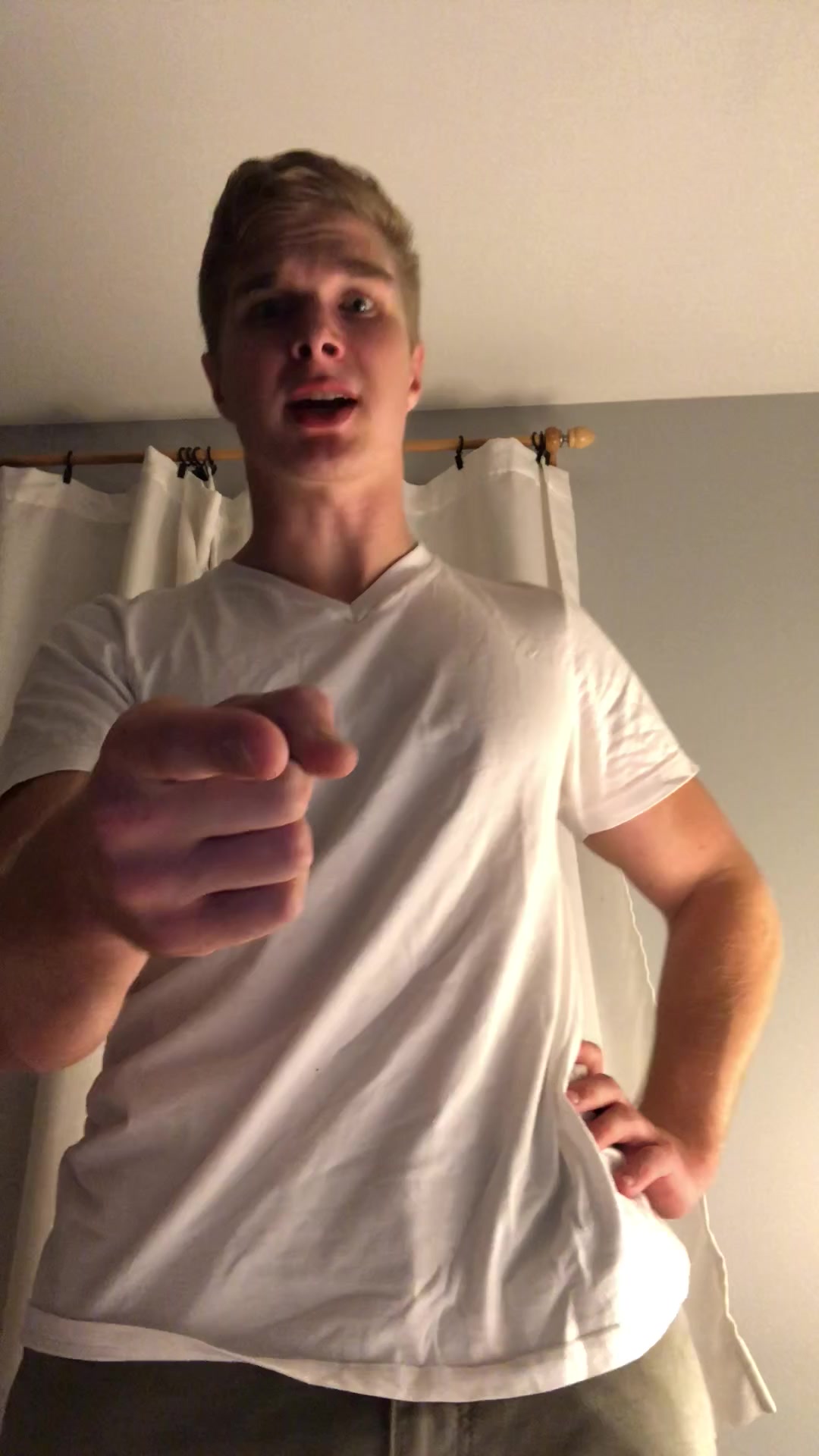 Young verbal alpha - video 2