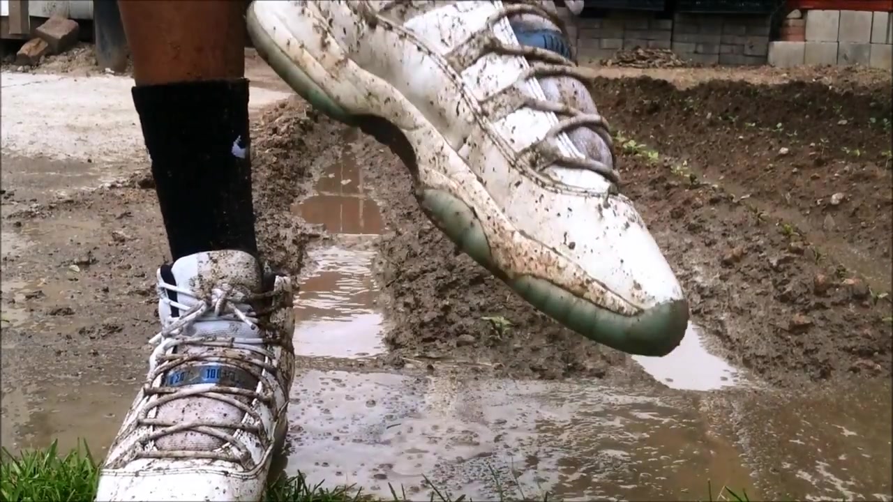 Jordan 11s Get Muddy