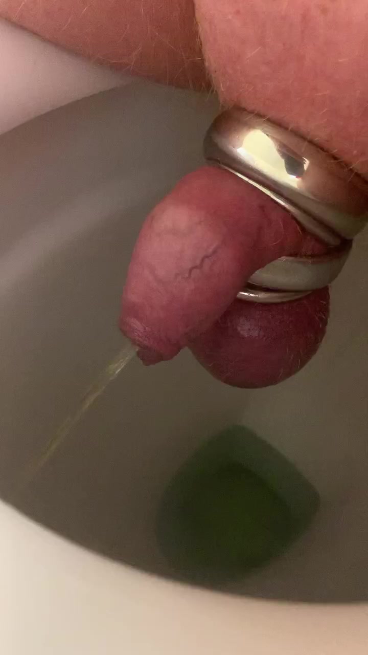 Pissing Cockrings