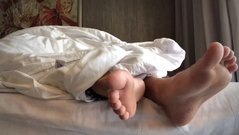 WAKE UP WITH MY SEXY FEET IN YOUR FACE