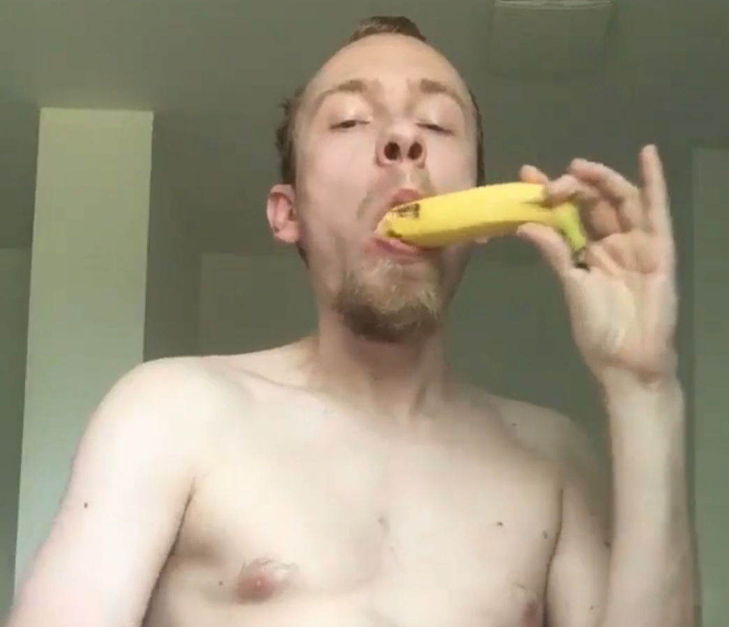 i'd like to suck his big wet uncut banana