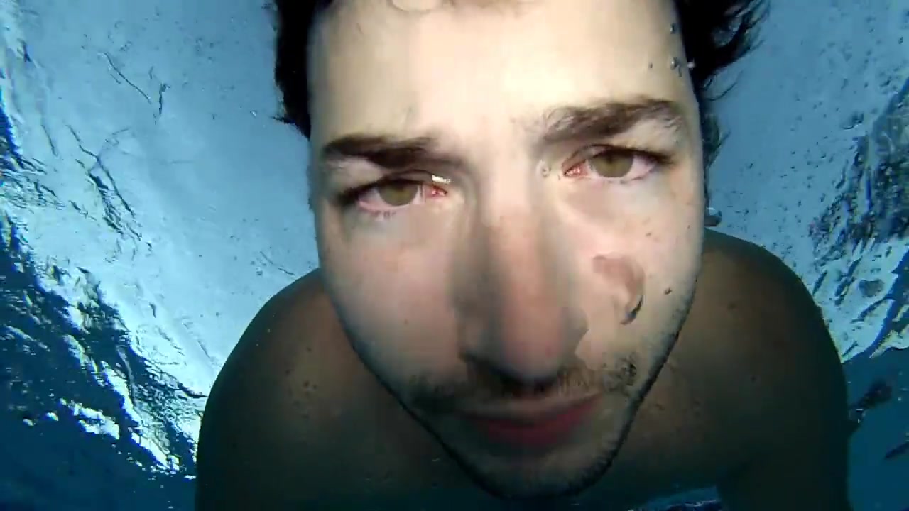 Cutie breatholding underwater goggled and barefaced