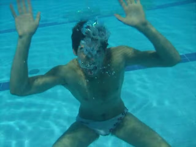 Goofing barefaced underwater