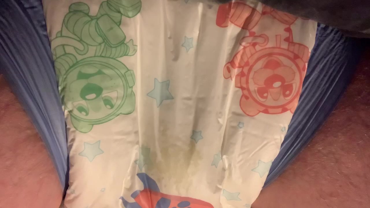 Wetting my diaper - video 11