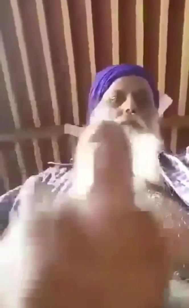 sikh Daddy Showing Dick on Cam