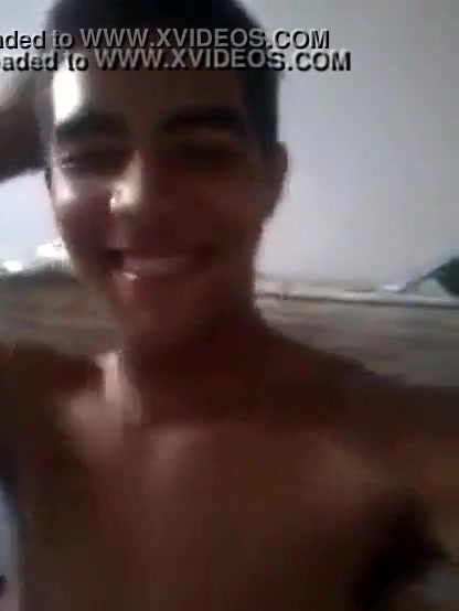 Pai saiu pra trabalhar e os filhos fuderam a escrava sub
