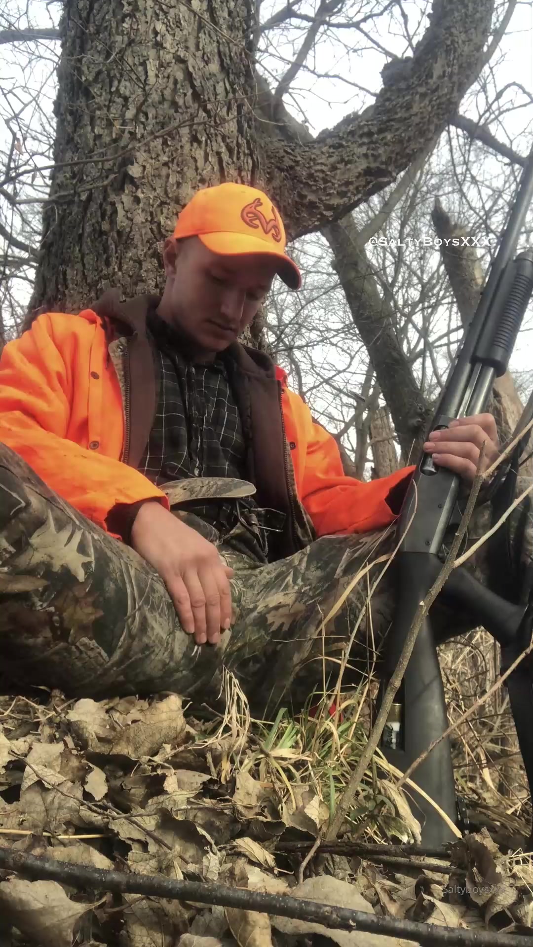Hunting bro cums on gun and licks it off like any good conservative would