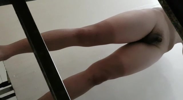 spy bathroom - video 333