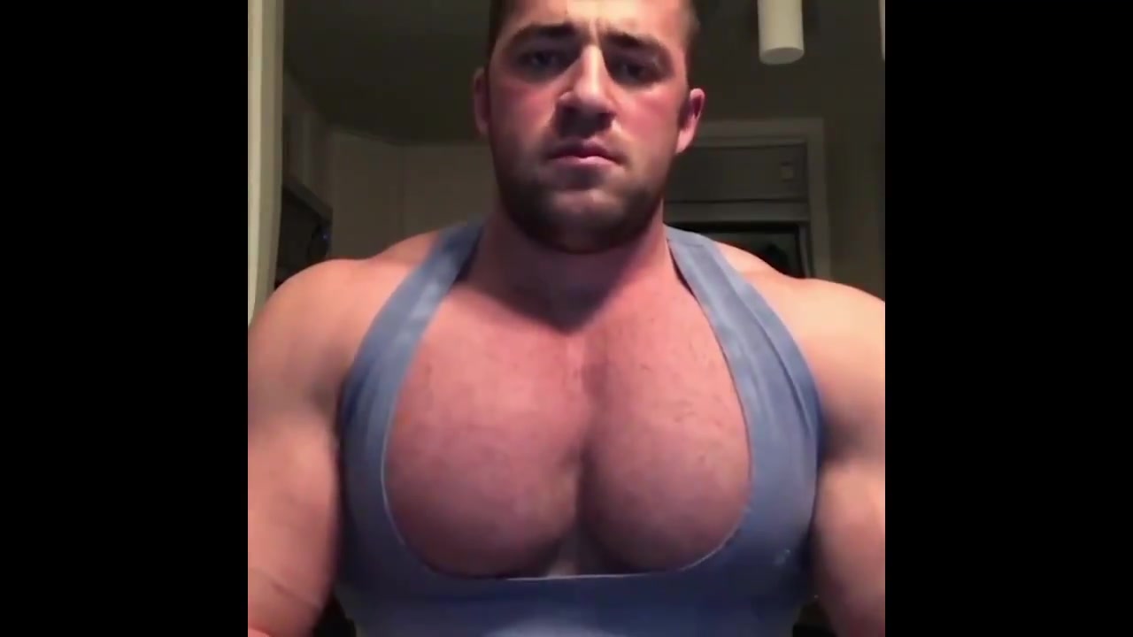 Pecs Muscle Growth