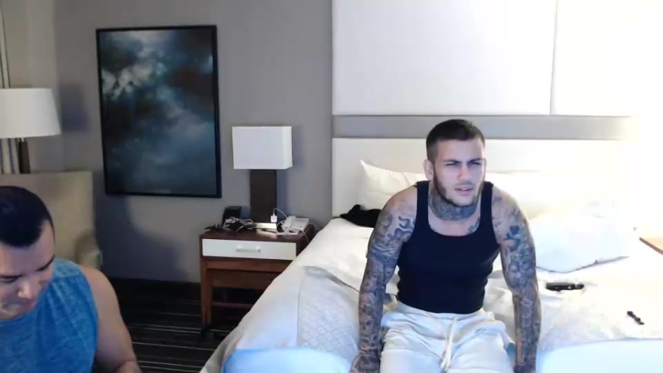 str8 bitch suck a dick - video 2