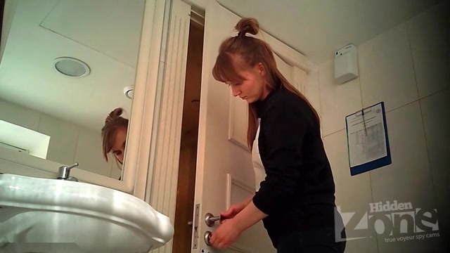 Women's toilet spy cam 74