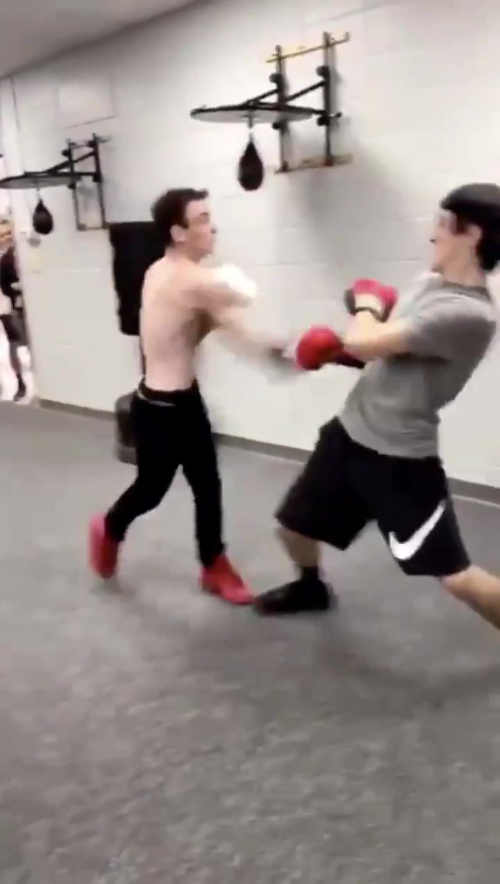 Boxer beats a guy