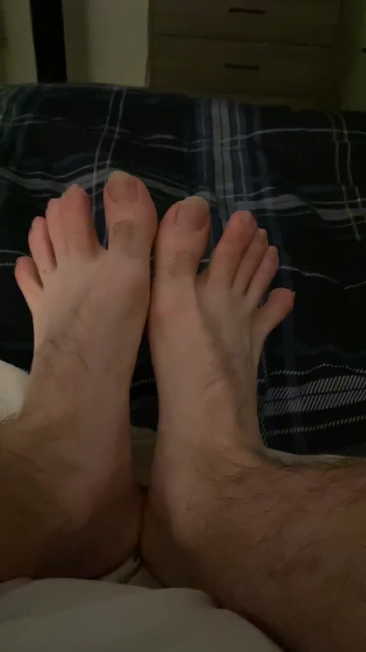 My feet - video 47