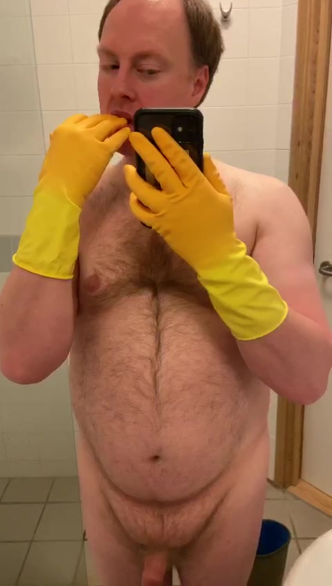 Yellow gloves and wellies - video 2