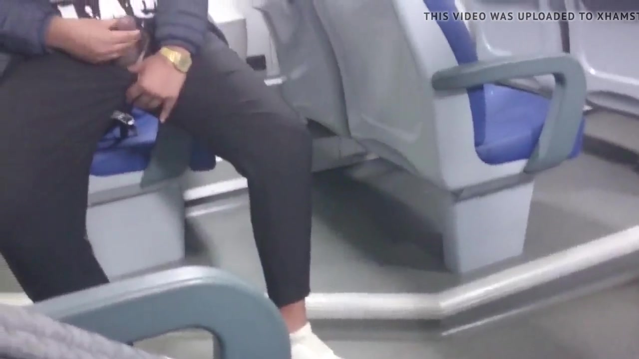 train play with a stranger watching