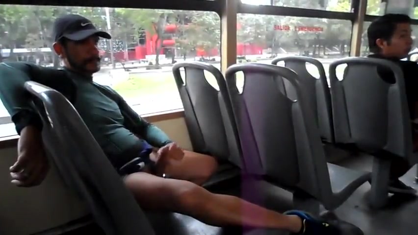Bate addict openly jacking on bus