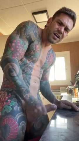 Tatted Hottie Jerk Off In The Kitchen