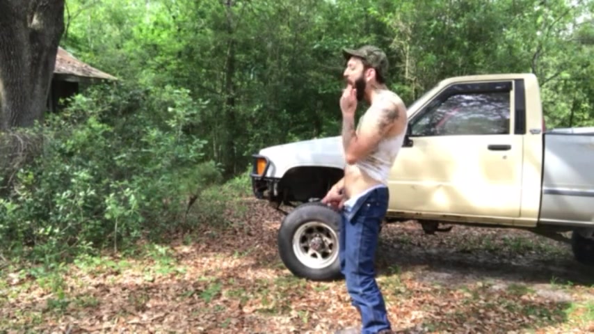 REDNECK PISSING WITH HARD DICK