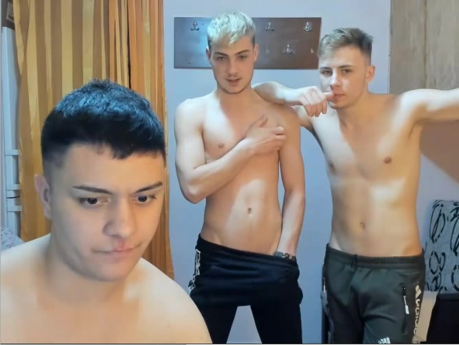 THREE HOT ROMANIAN BOYS ON CAM 4