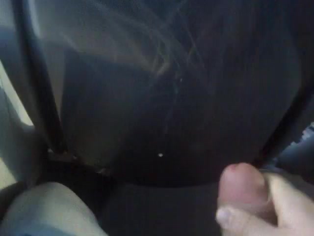 Cumming on the bus