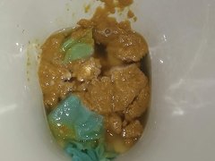 Curry shit blowout in the early hours on mates loo