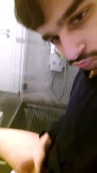 cut turk in germany is jerking for me on toilet