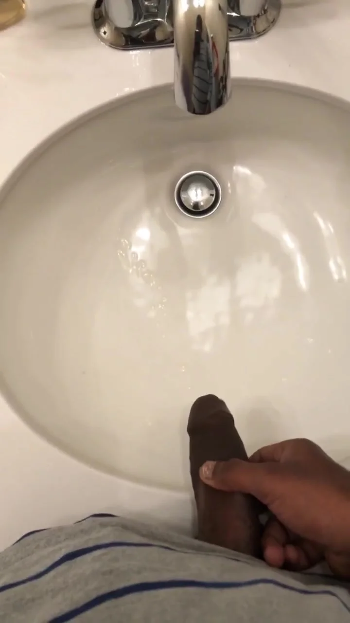 Black Indian Cock piss - ThisVid.com