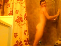 Twink gives tacky shower show