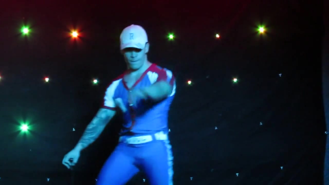 Hot gogo dancer - video 2