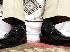 Handsome Daddy Shawn Suited & Booted Shoe Worship Verbal