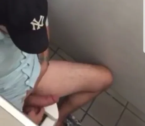 Big Cock Bro Jerking In Publi