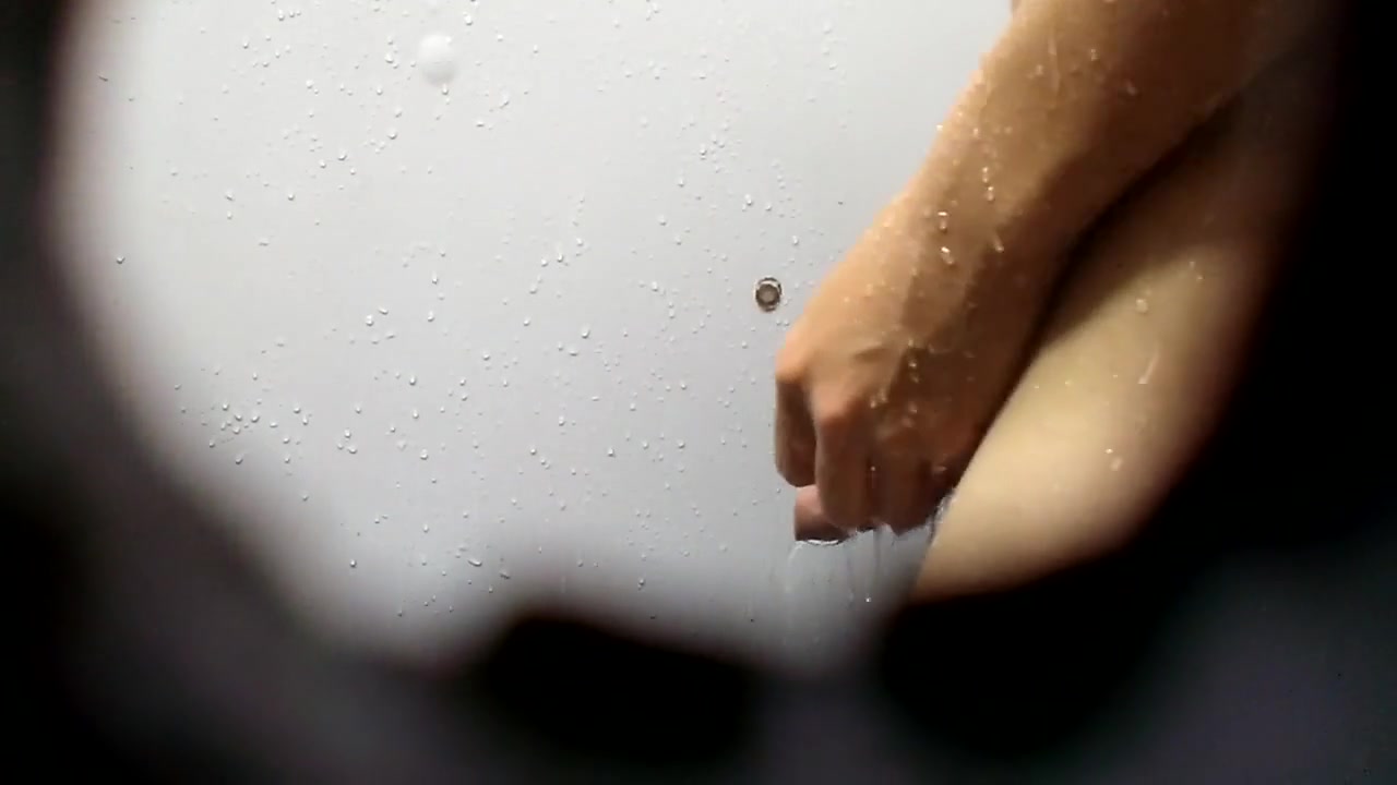 spy shower - video 13